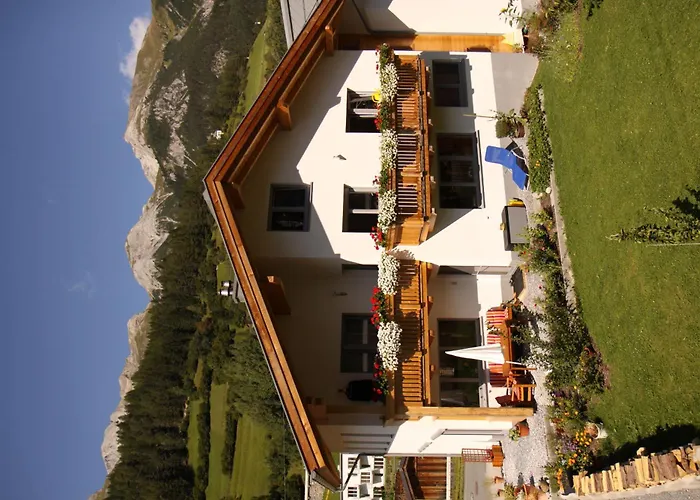 Gundi Pettneu am Arlberg