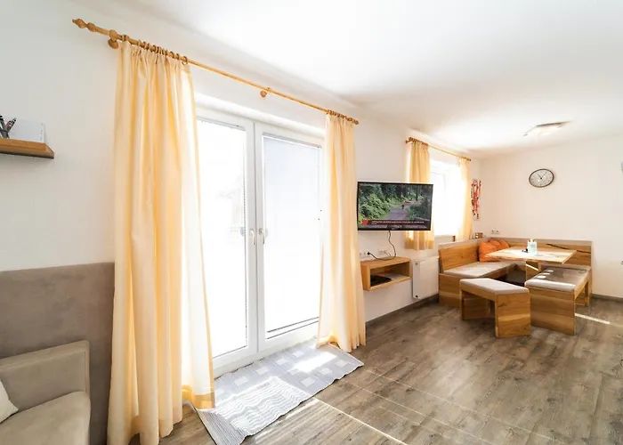 Gundi * Pettneu am Arlberg