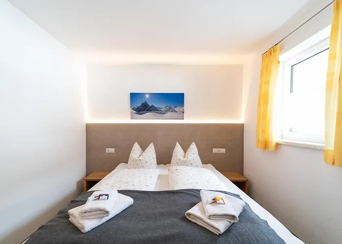 Gundi * Pettneu am Arlberg