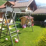 Gundi Pettneu am Arlberg