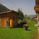 Gundi Pettneu am Arlberg